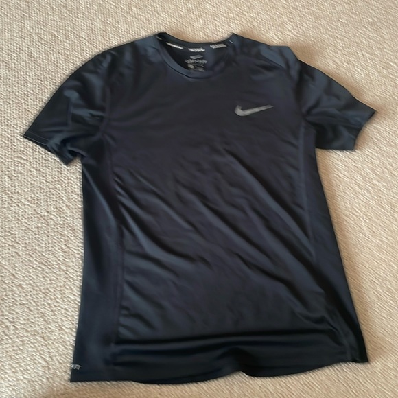 Men’s Nike black running workout shirt size M - Picture 1 of 5
